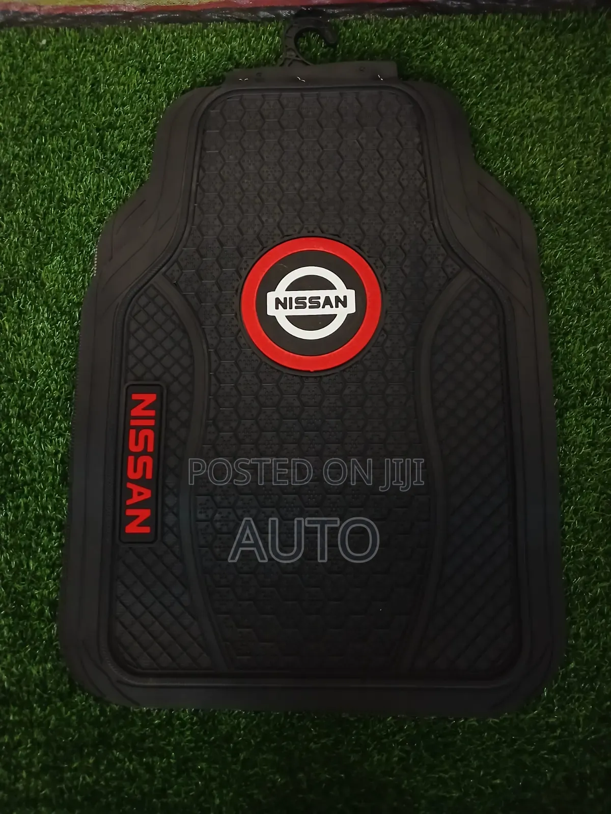Branded Nissan Car Floor Mats 5pcs – Heavy Duty Rubber Waterproof Mats