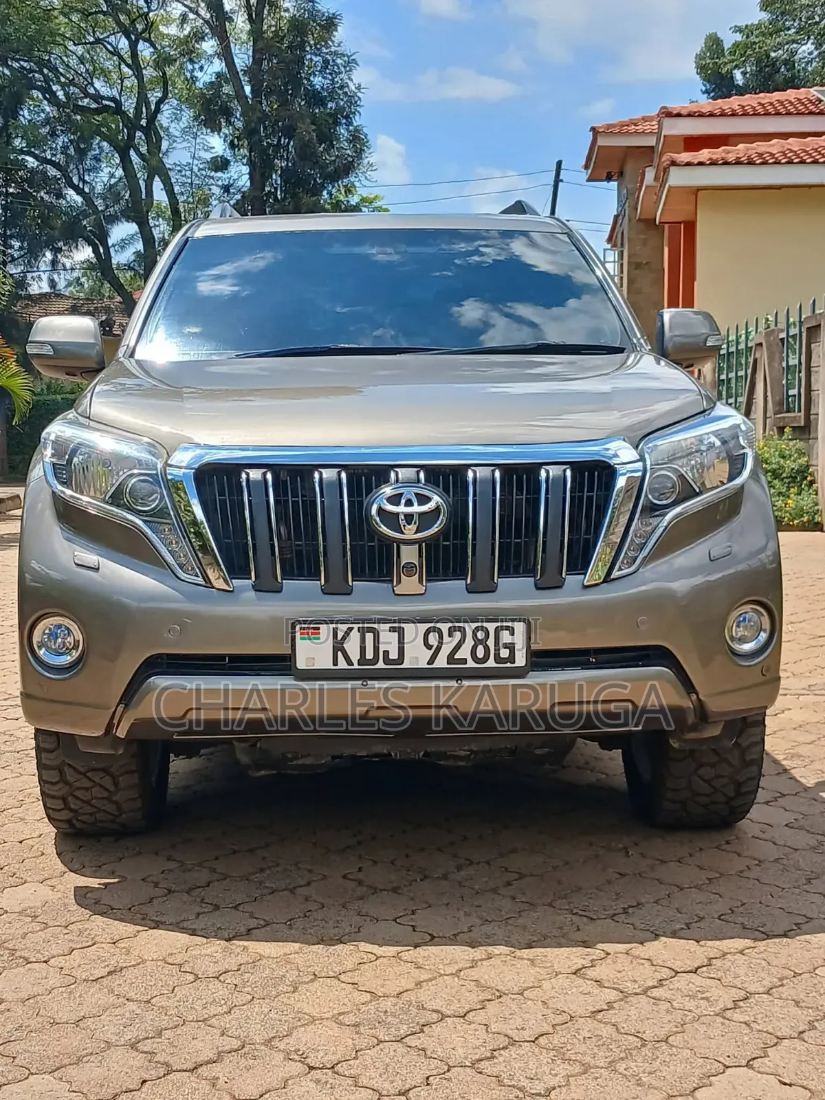 Toyota Land Cruiser Prado 2015 Gold
