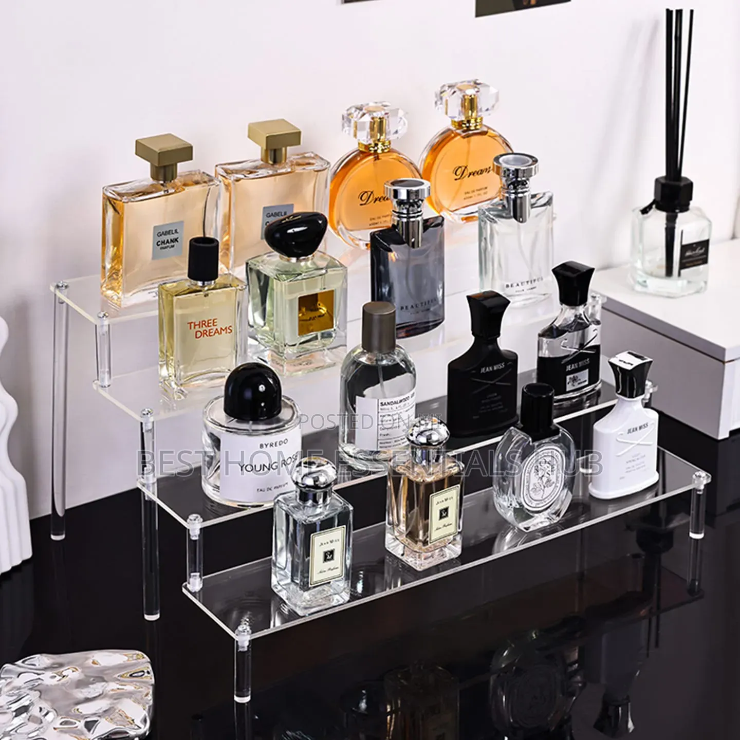 *Clear 4-Tier Acrylic Perfume Display Stand