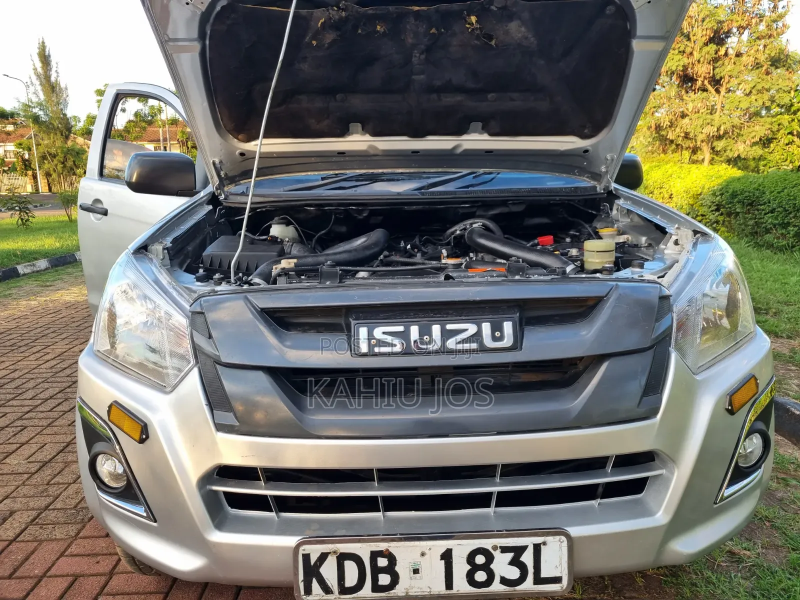 Isuzu D-MAX 2021 Silver