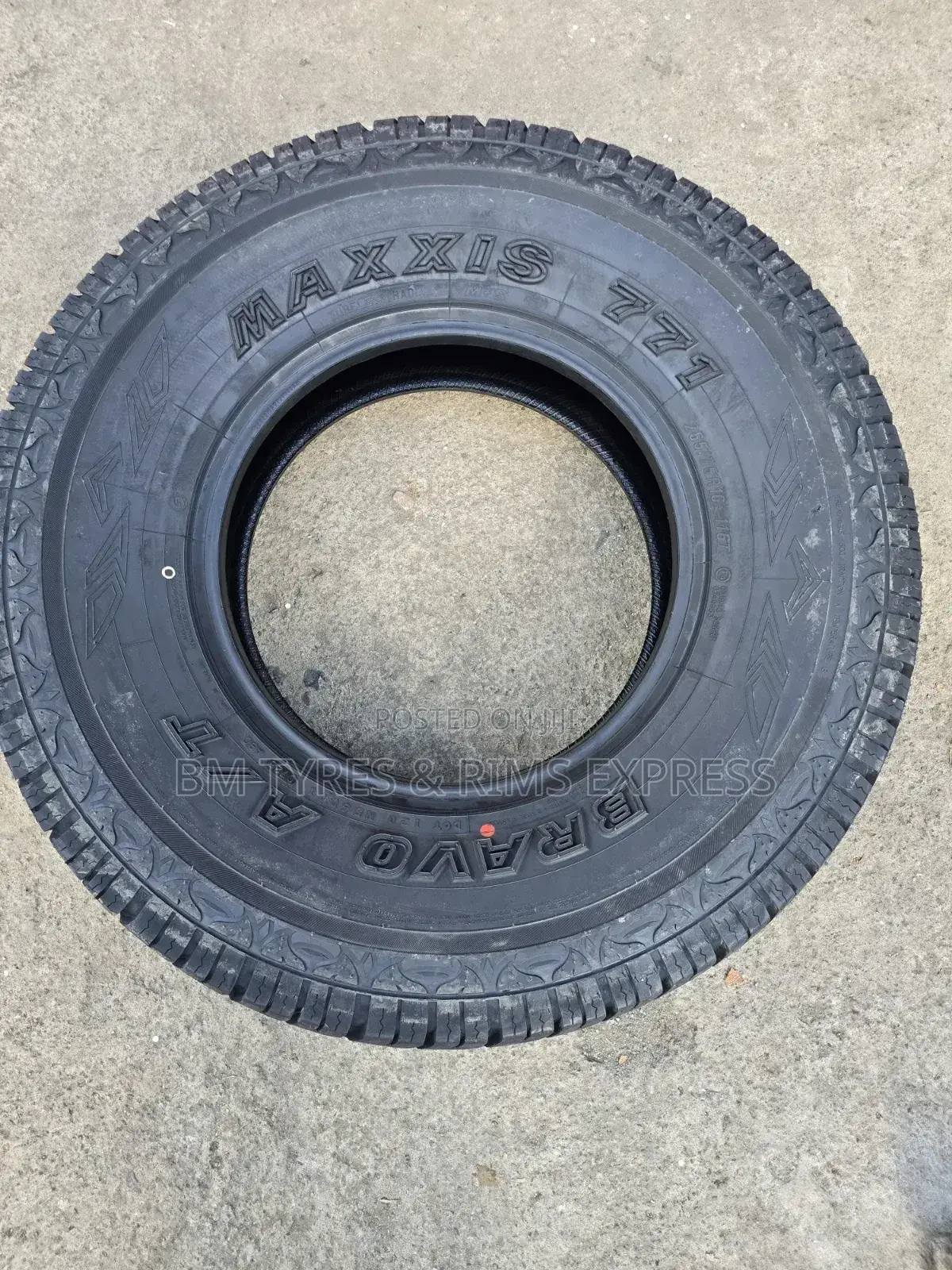 265 /75 R16 Maxxis Tyres (All Terrein) Thailand.