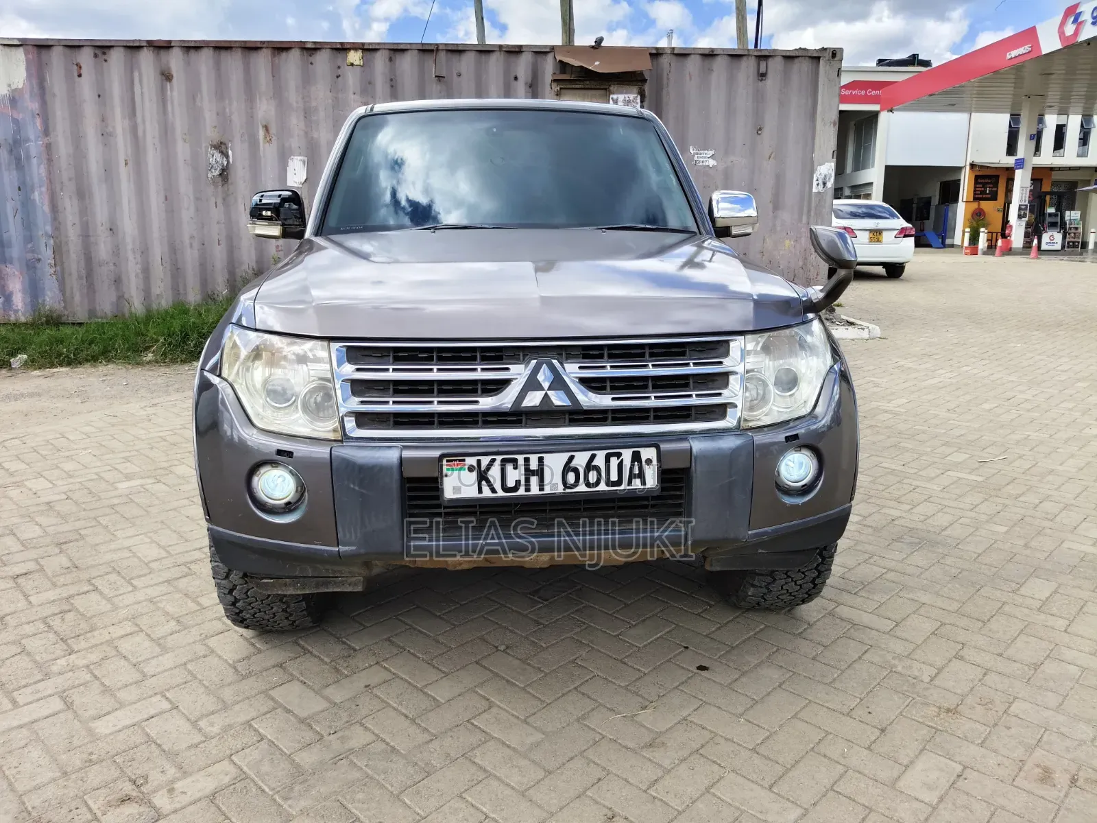 Mitsubishi Pajero 3.2 Di-Dc GLS 2010 Brown