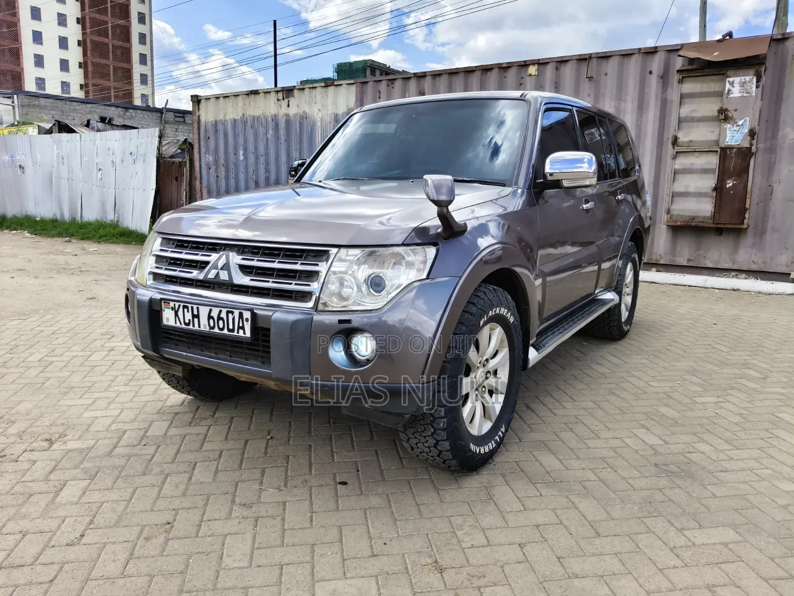 Mitsubishi Pajero 3.2 Di-Dc GLS 2010 Brown