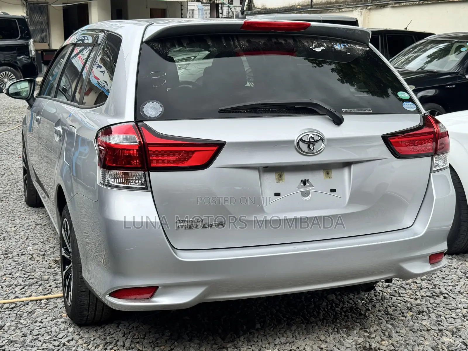 Toyota Corolla Fielder 2020 Silver