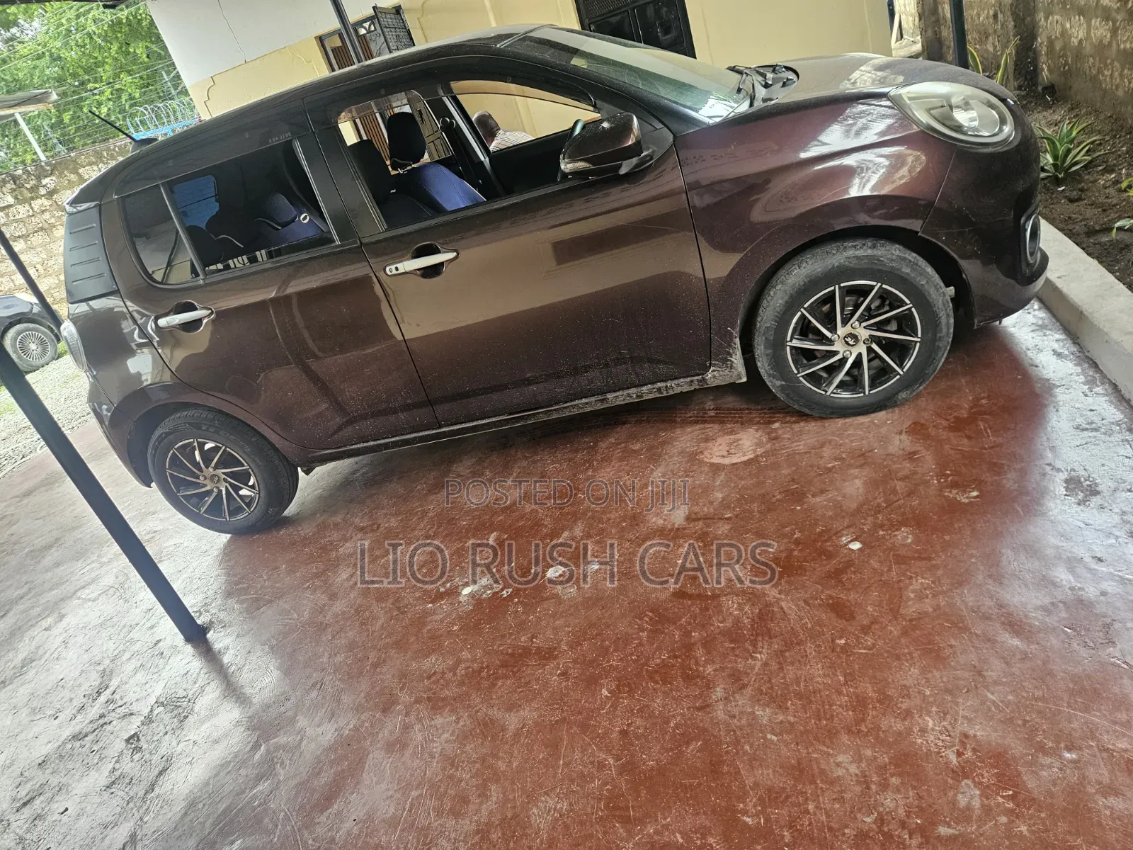 Toyota Passo 2016 Maroon