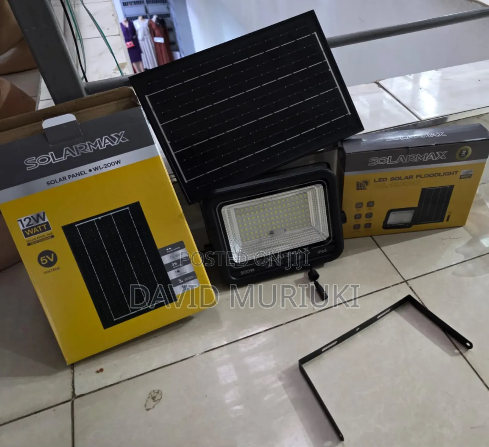 Solarmax 200w Floodlight