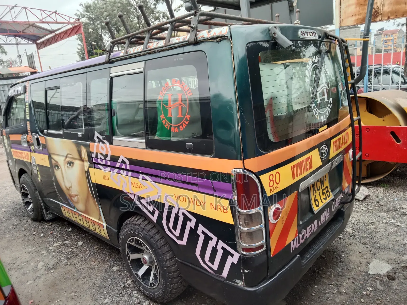 Toyota HiAce 2014 Green