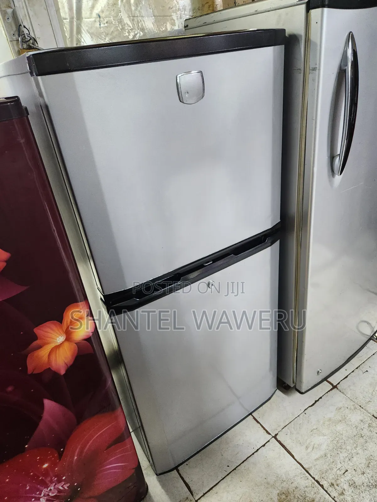 Min Lg Double Fridge 200litres