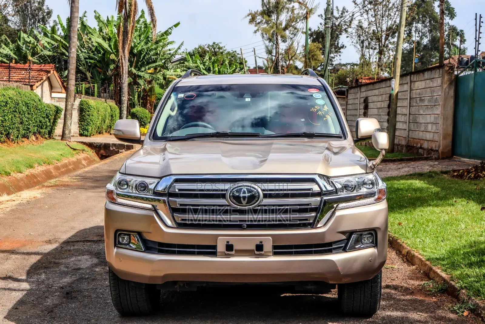 Toyota Land Cruiser 2018 Gold