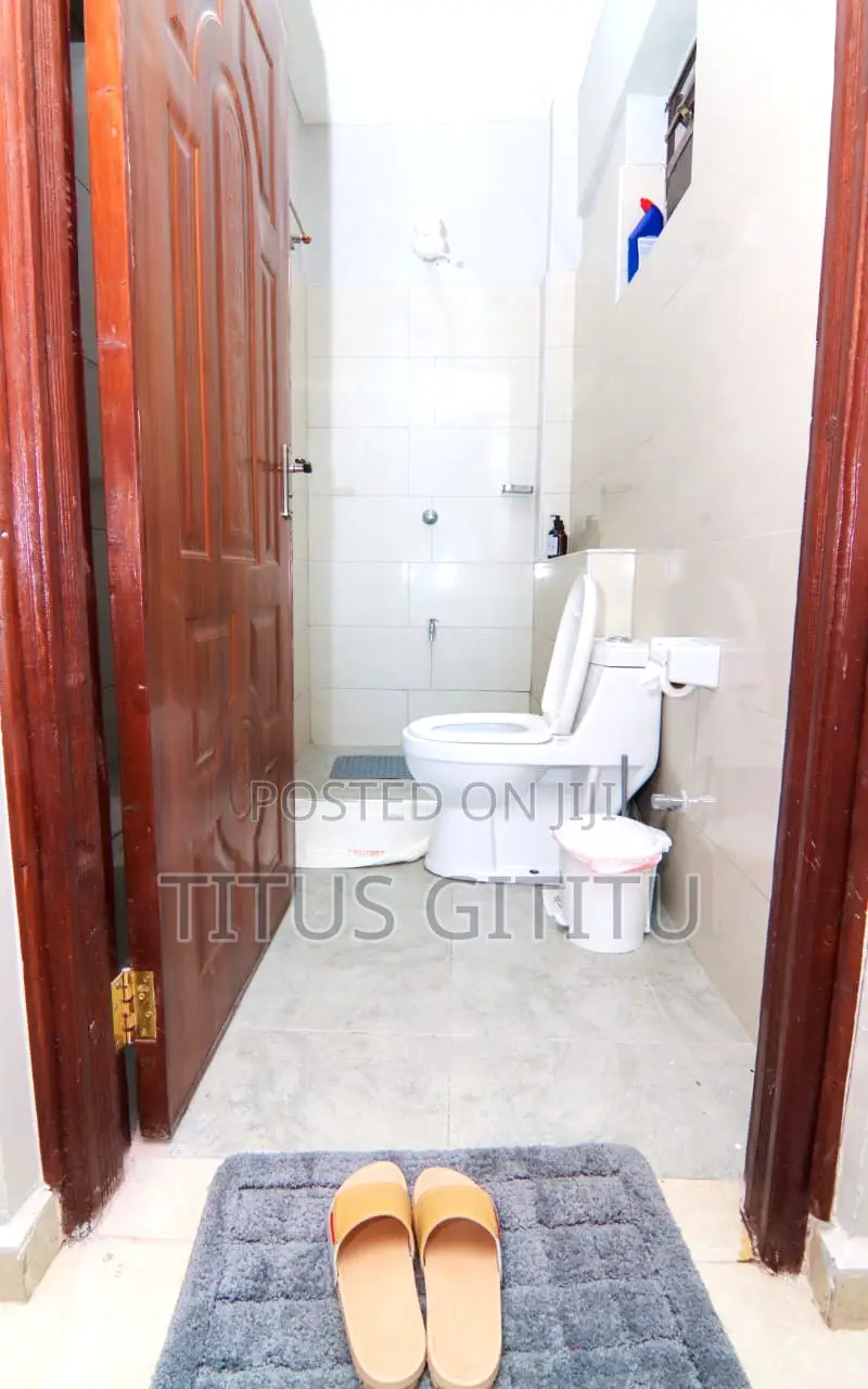 1 Bedroom Airbnb Naivasha | Near Lake Hell's Gate | Parking |