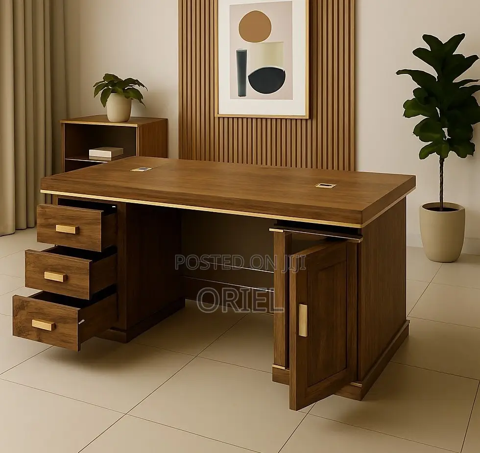 Office Desk : 1400mm Office Durable Staff Desk