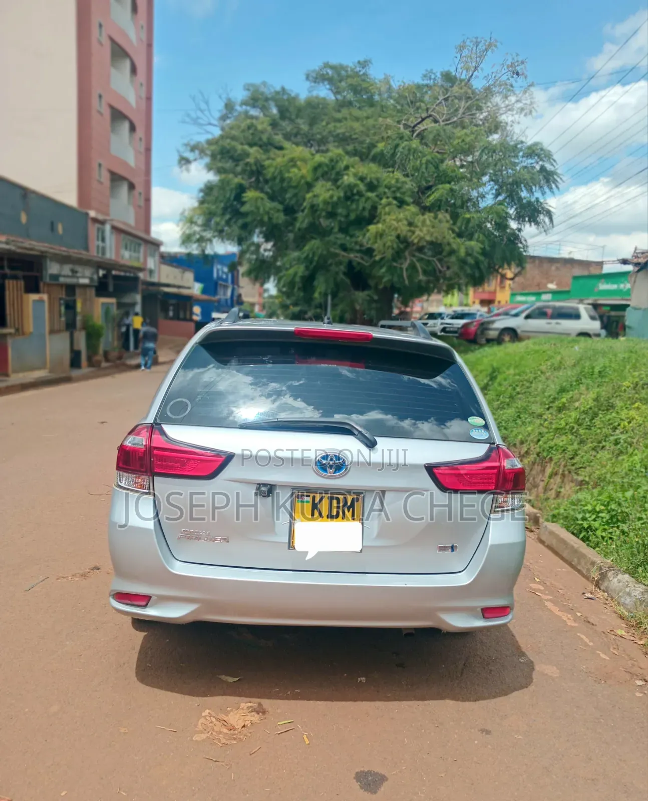 Toyota Corolla Fielder 2016 Silver