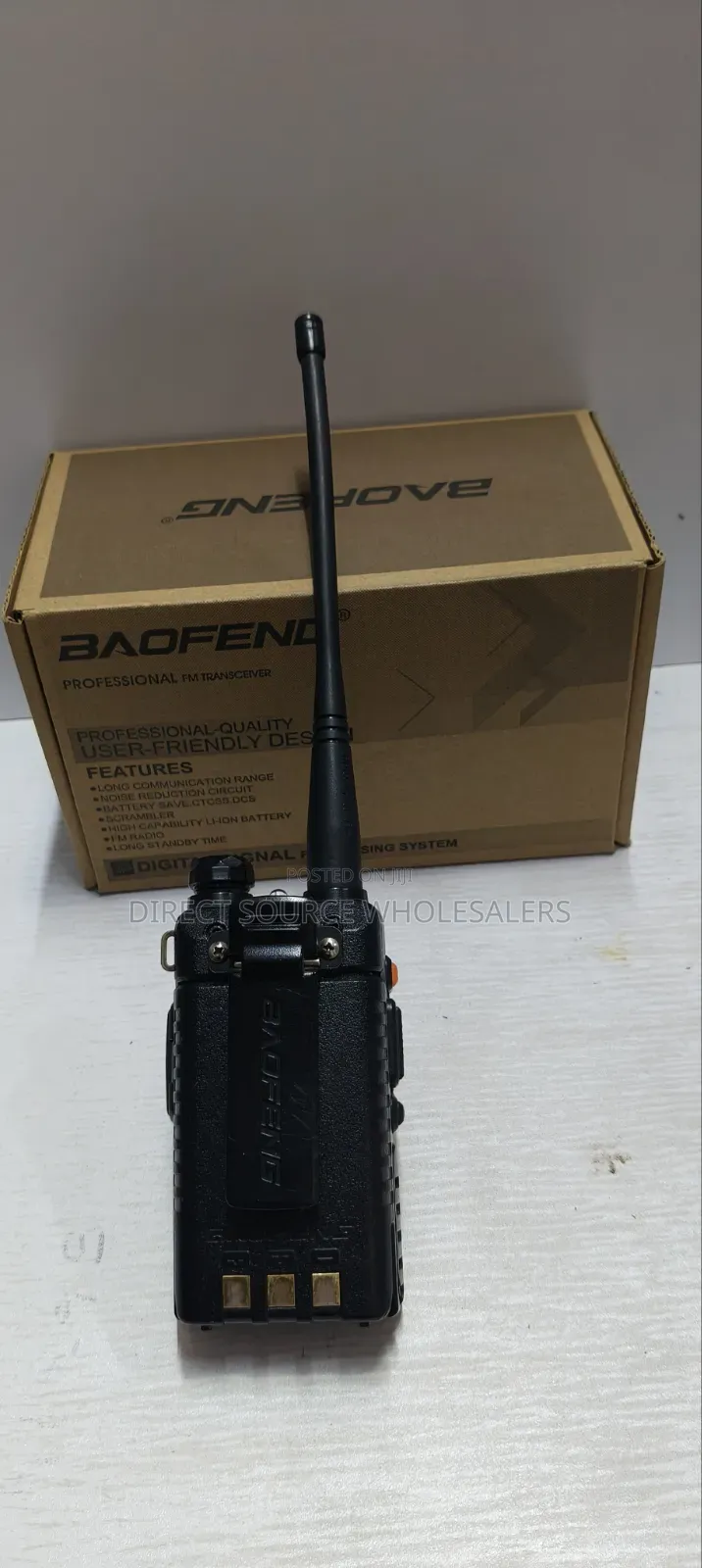 Baofeng Uv-5r Walkie Talkie With Long Range and Clear Sound. Dual Band