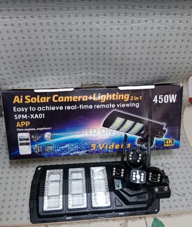 Wifi Triple Lens Solar Camera With Floodlight 450w for Homes Compounds