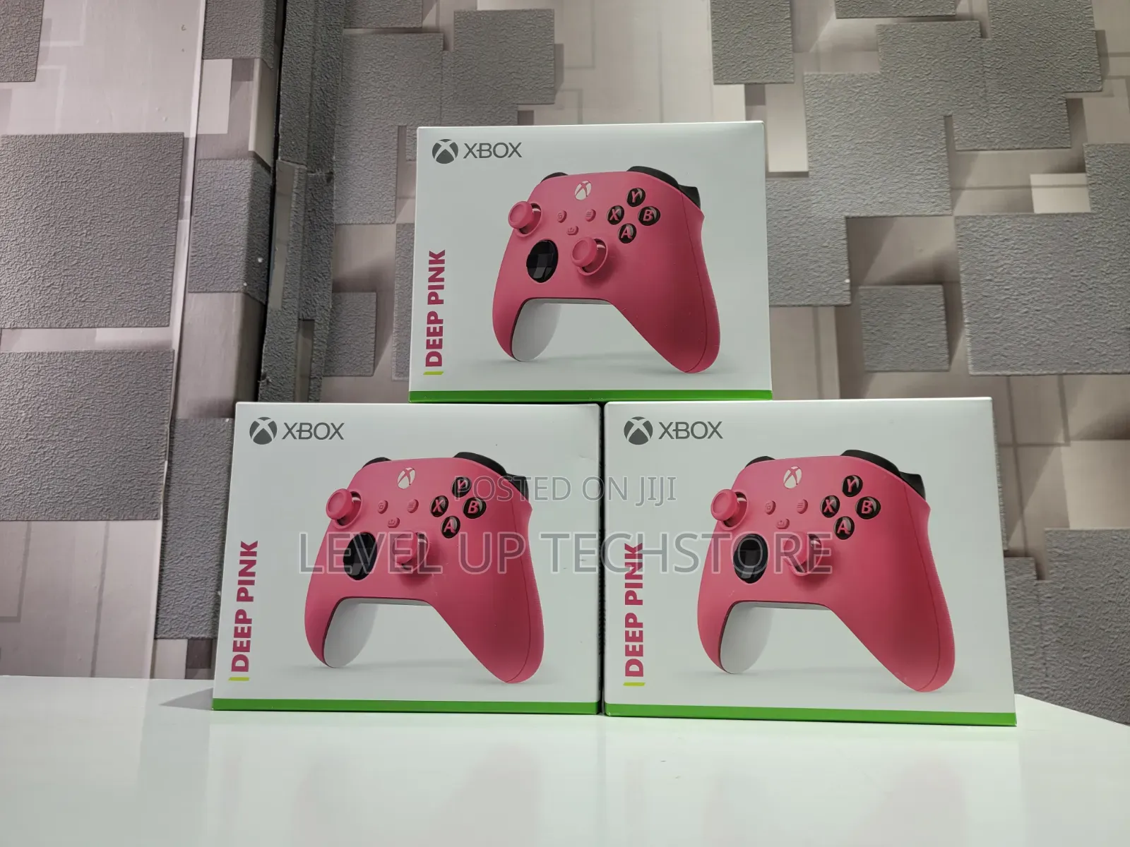 Xbox Series X|S Deep Pink Wireless Controller - Brand New
