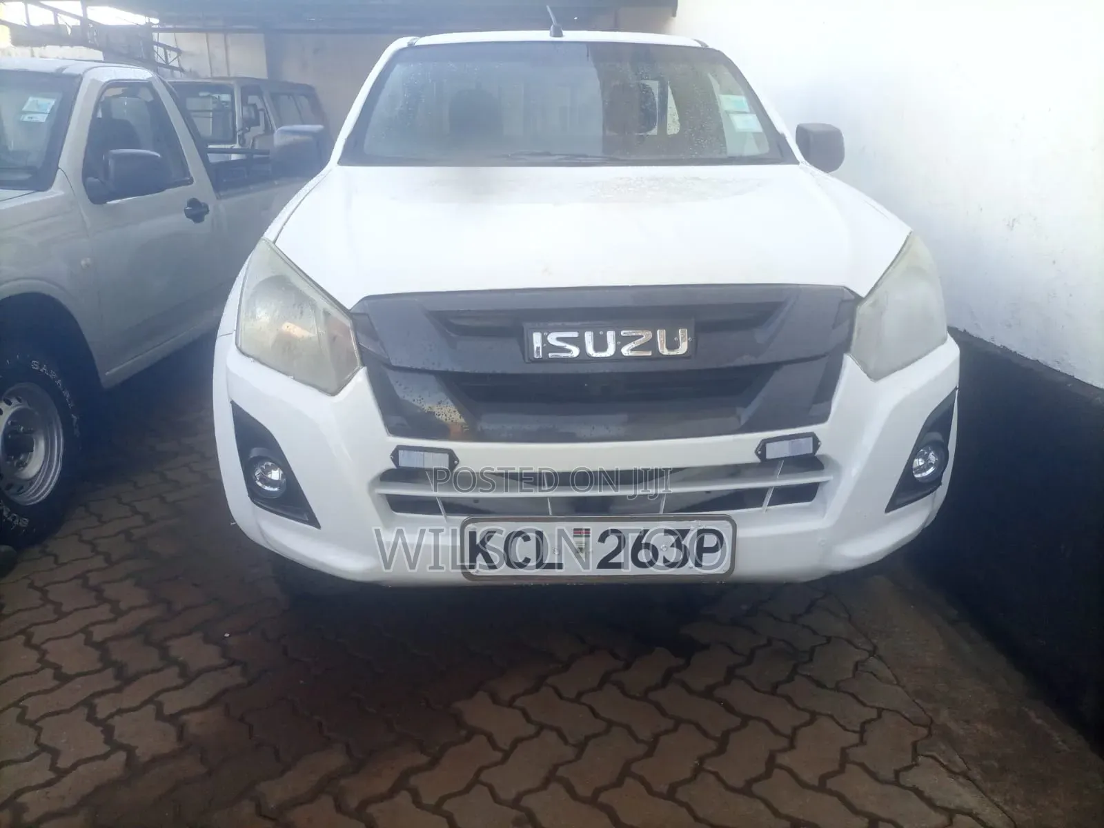 Isuzu D-MAX 2016 White