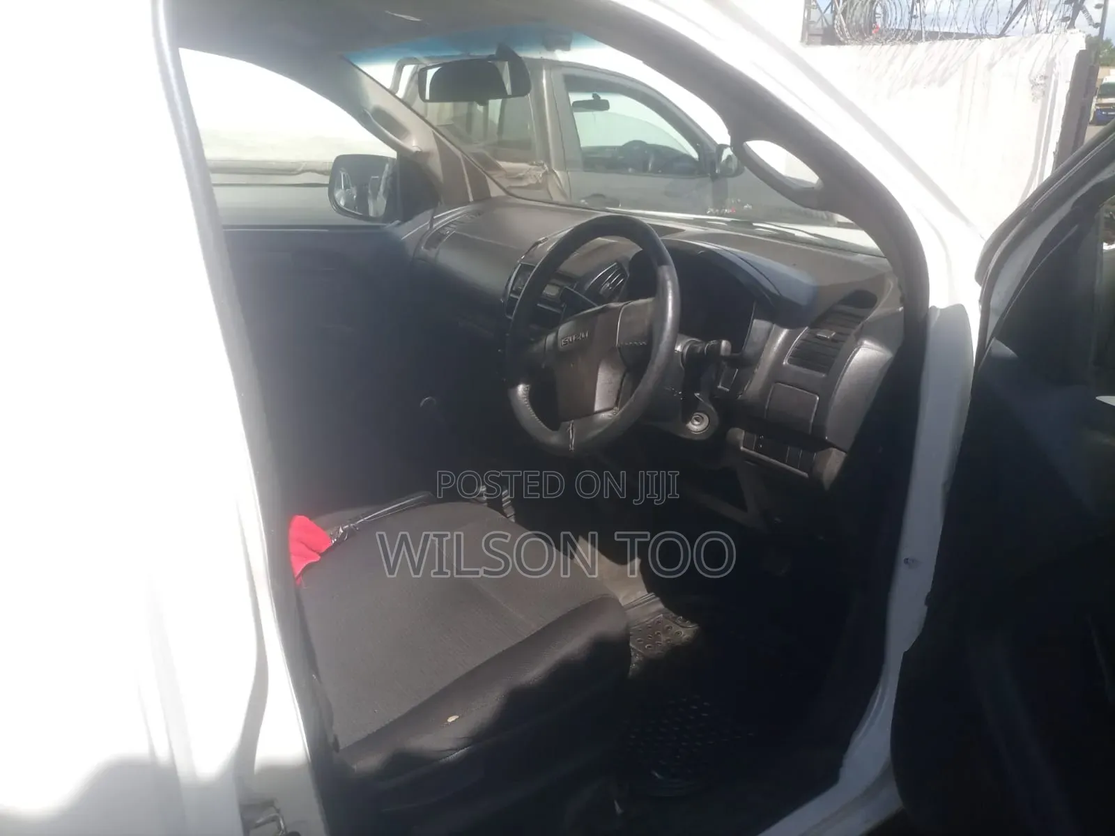 Isuzu D-MAX 2016 White
