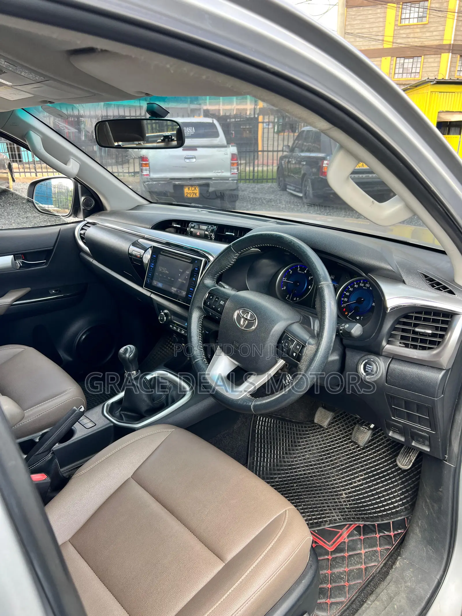 Toyota Hilux Revo Double Cab Deisel 2.8 AWD 2016 Silver