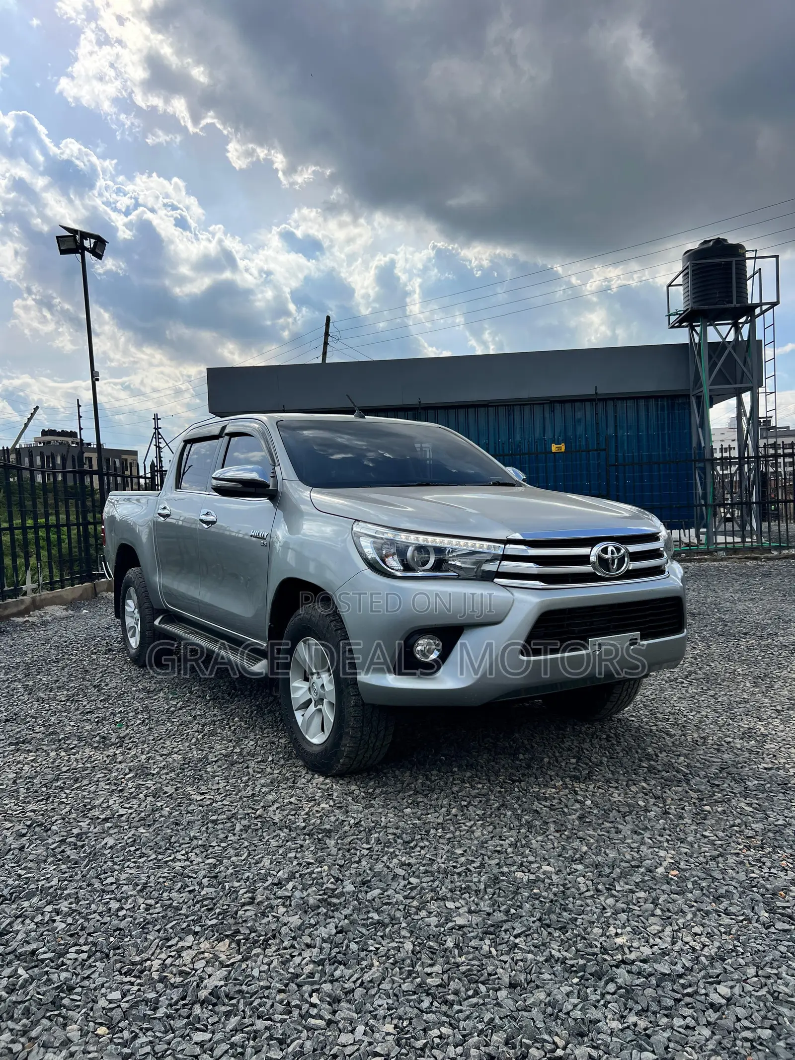 Toyota Hilux Revo Double Cab Deisel 2.8 AWD 2016 Silver