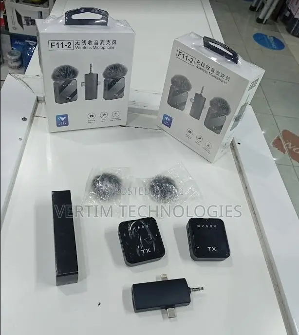 F11‐2 Dual Noise Reducing Wireless Lavalier Set for Phones Camera