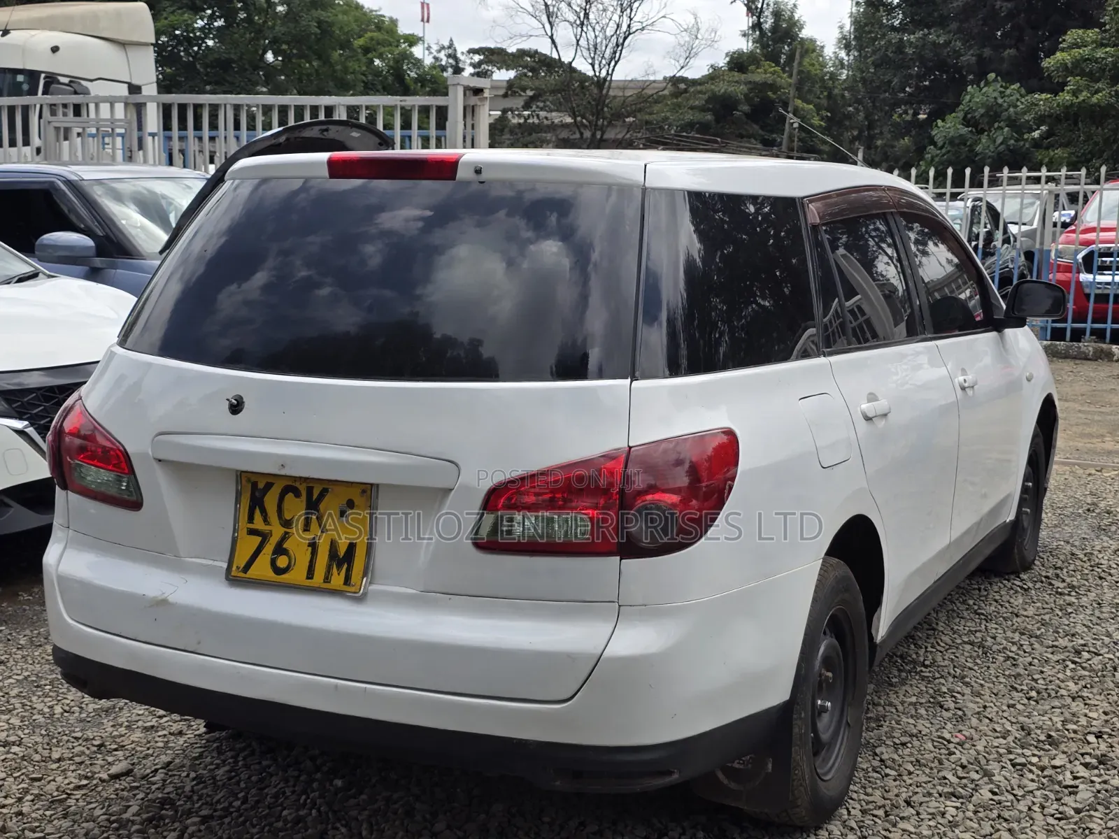 Nissan Wingroad 2010 White