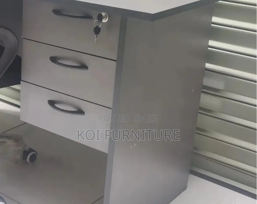 Office Desk; Comfort Home Office Desk for Working Sessions