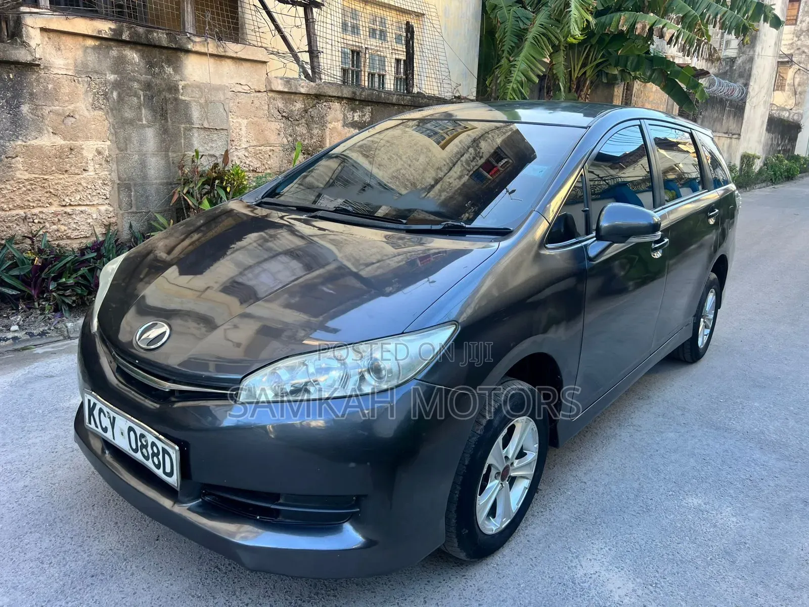 Toyota Wish 2013 Gray