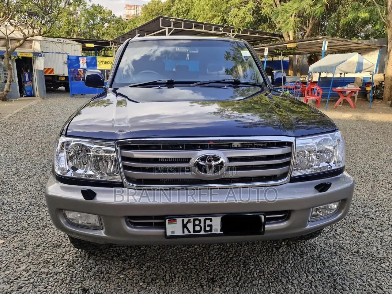 Toyota Land Cruiser HDJ 100 2002 Blue