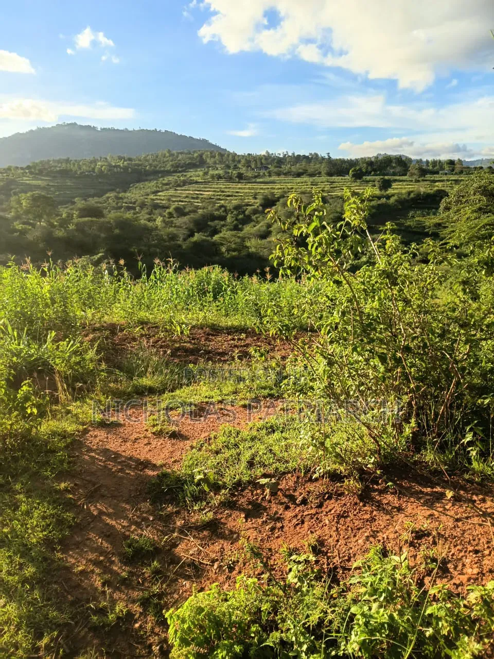 1 Acre With Semi Finished House at Machakos Kimutwa at 4m
