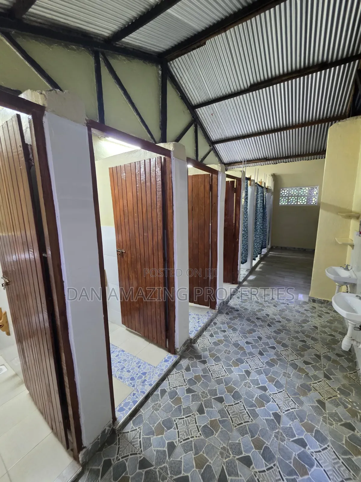 Domitories Mtwapa for Upto 400 Students for Rent Kes1000 Per Student