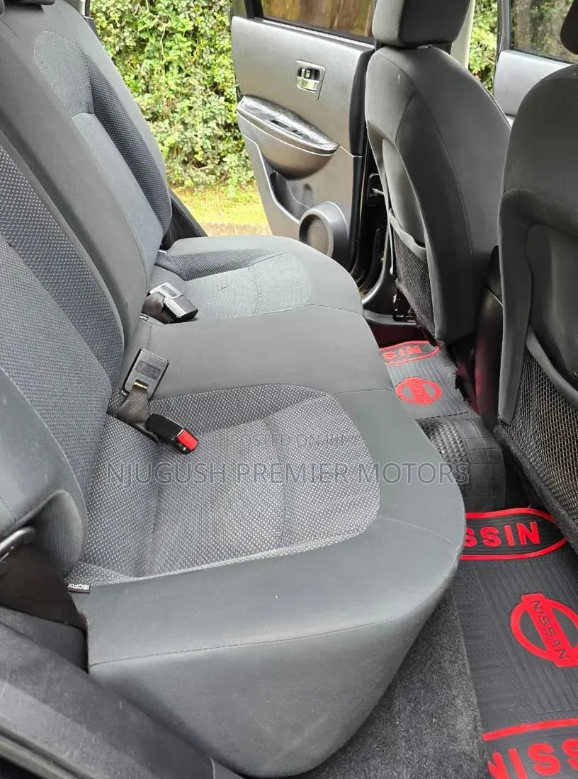 Nissan Dualis 2012 Black