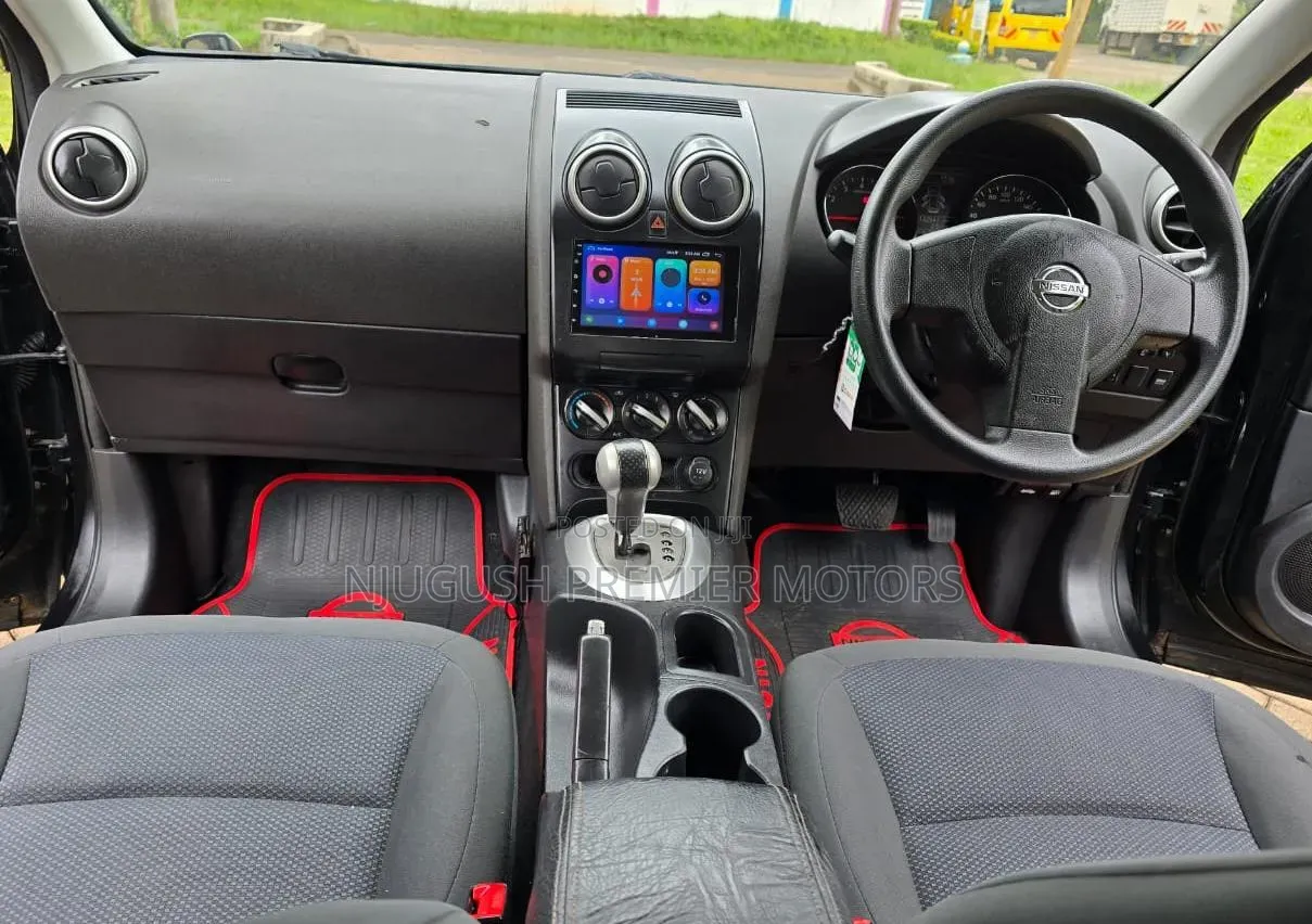 Nissan Dualis 2012 Black