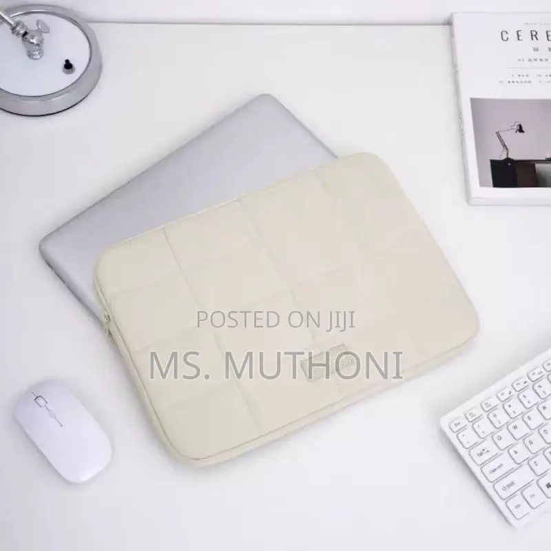 15.6 Inch Shock Proof Quilted Laptop Sleeve Bag