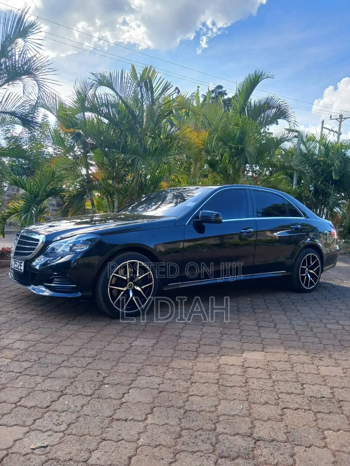Mercedes-Benz E250 SV Premium 2014 Black