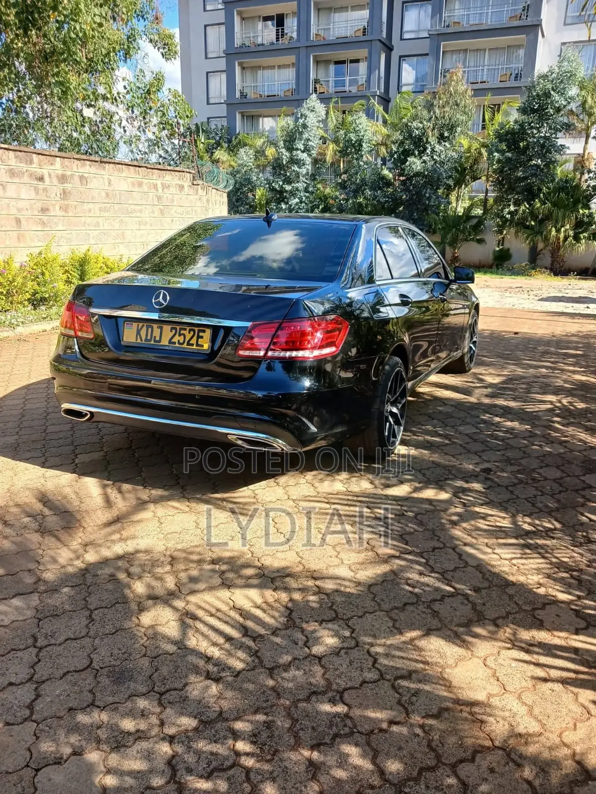 Mercedes-Benz E250 SV Premium 2014 Black
