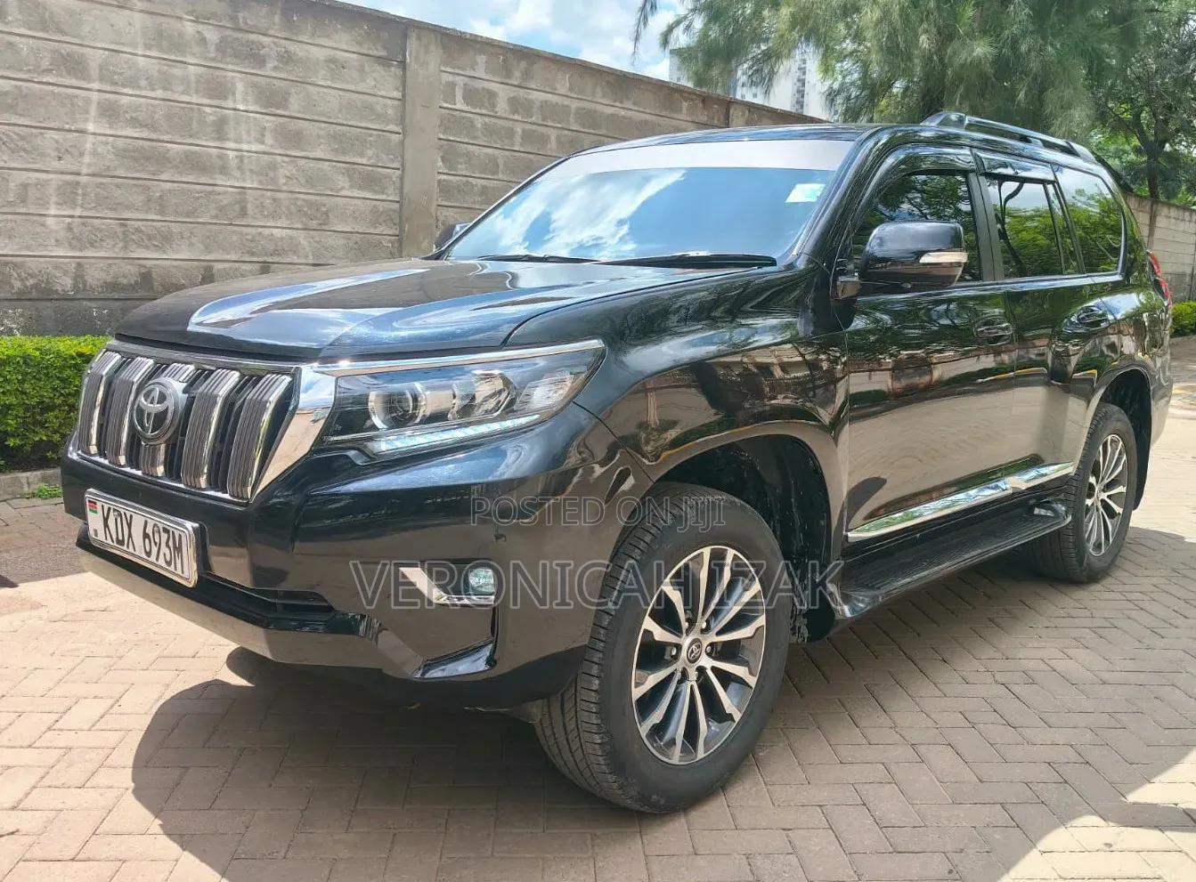 Toyota Land Cruiser Prado 2015 Black