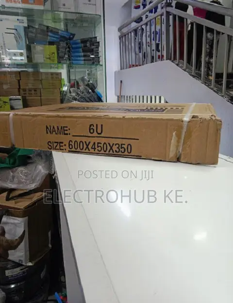 6u Wall Mount Network Cabinet Rack – 600x450x350 Secure Data Cabinet