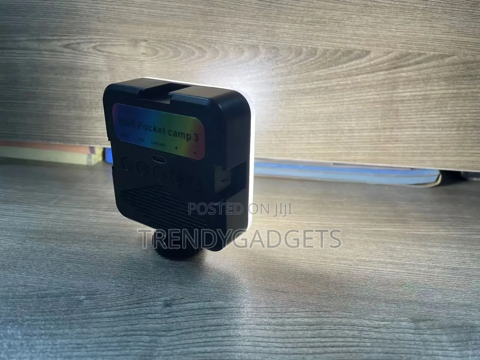 Ay-83 Rgb Mini Video Light Rechargeable Pocket Vlog Light