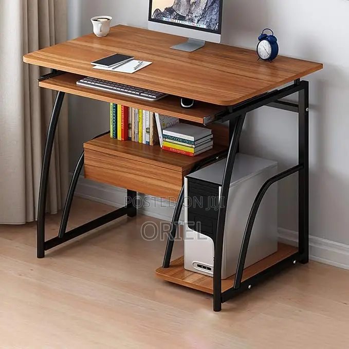 Office Desk : 0.7m Modern Compact Office Computer Desk