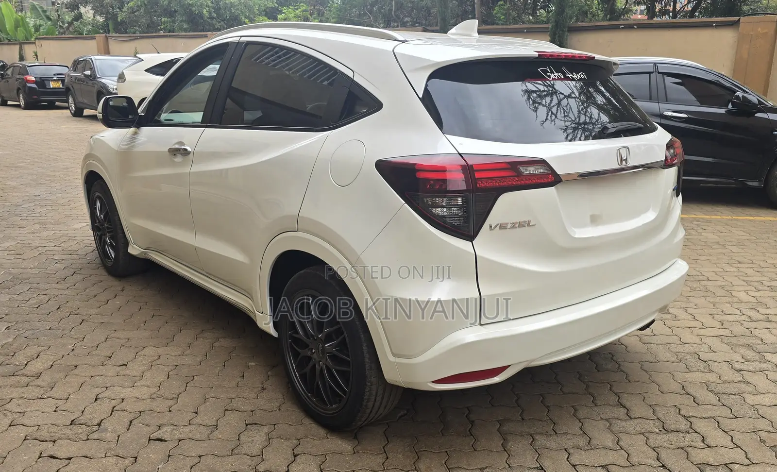 Honda Vezel 1.5 Hybrid 2WD 2018 Pearl
