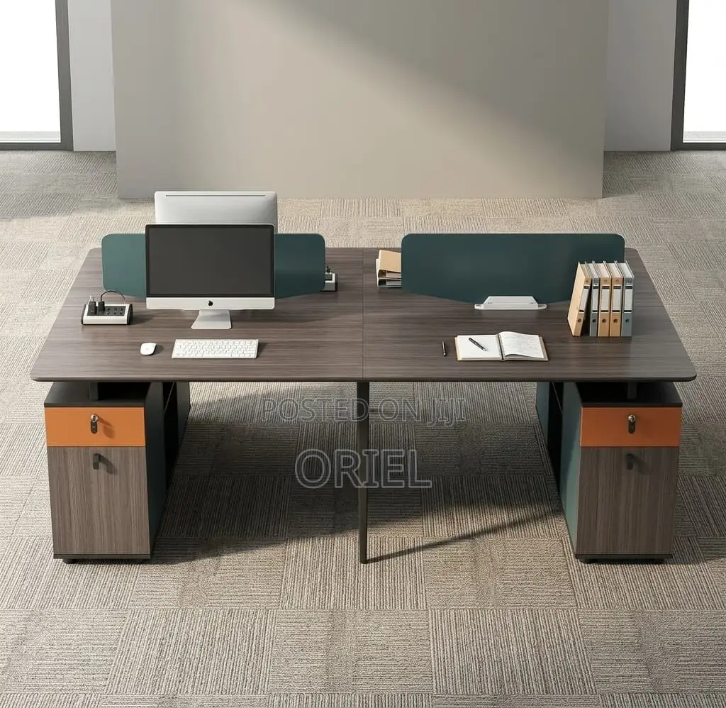Office Workstation : Modern 4-Person Office Workstation