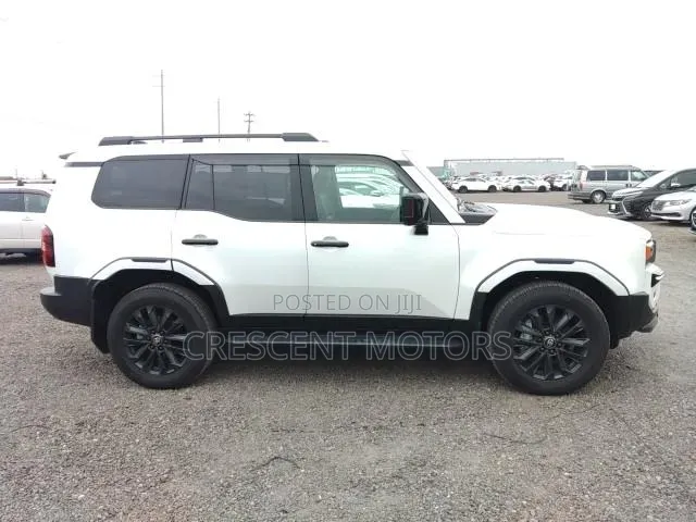 New Toyota Land Cruiser Prado 2024 White