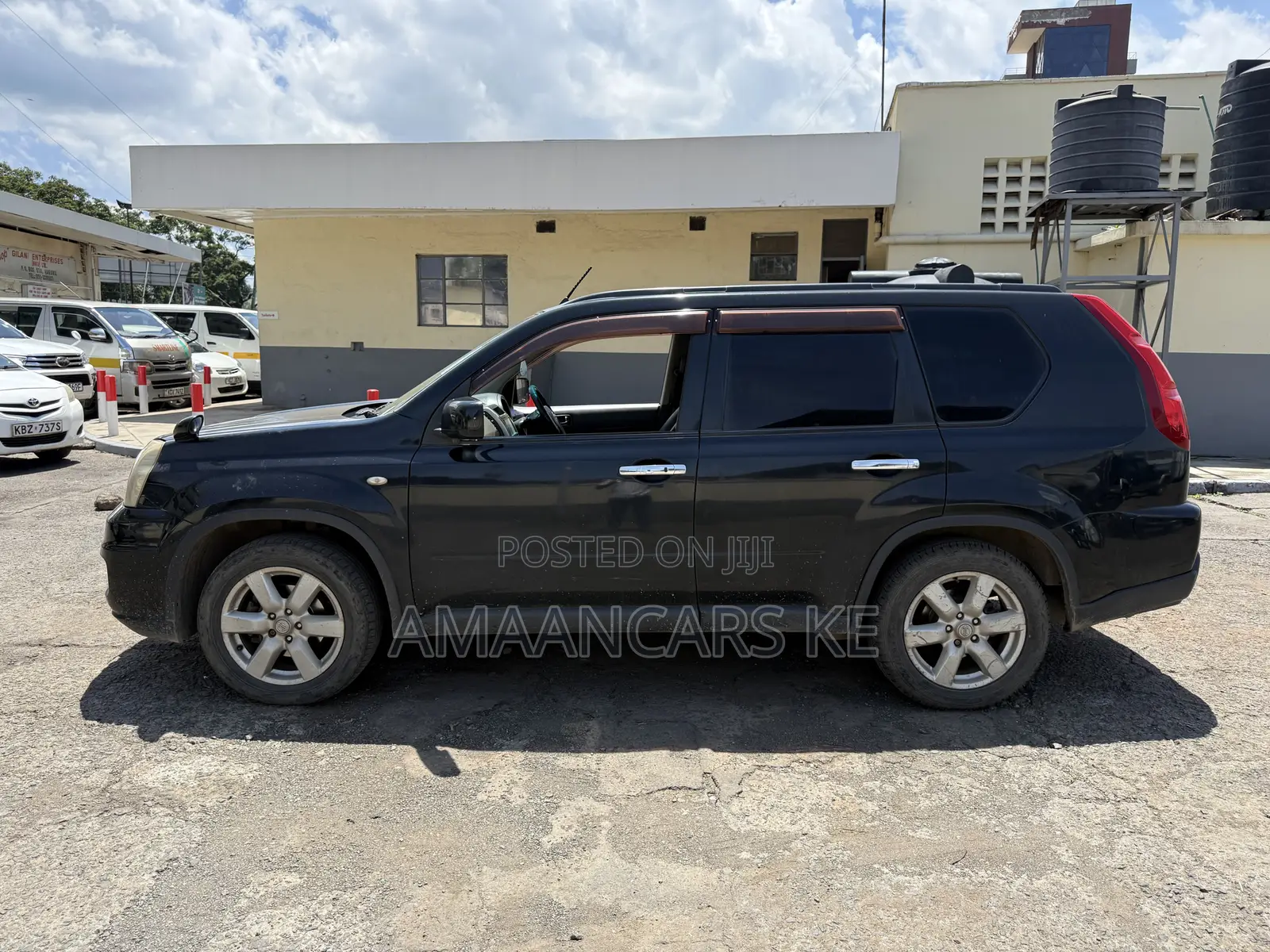 Nissan X-Trail 2.0 Petrol XE 2010 Black