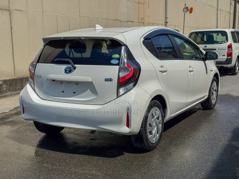 Toyota Aqua 2019 White