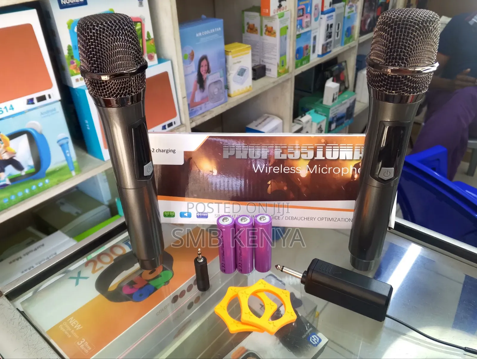 Reachargeable Wireless Dual Microphone