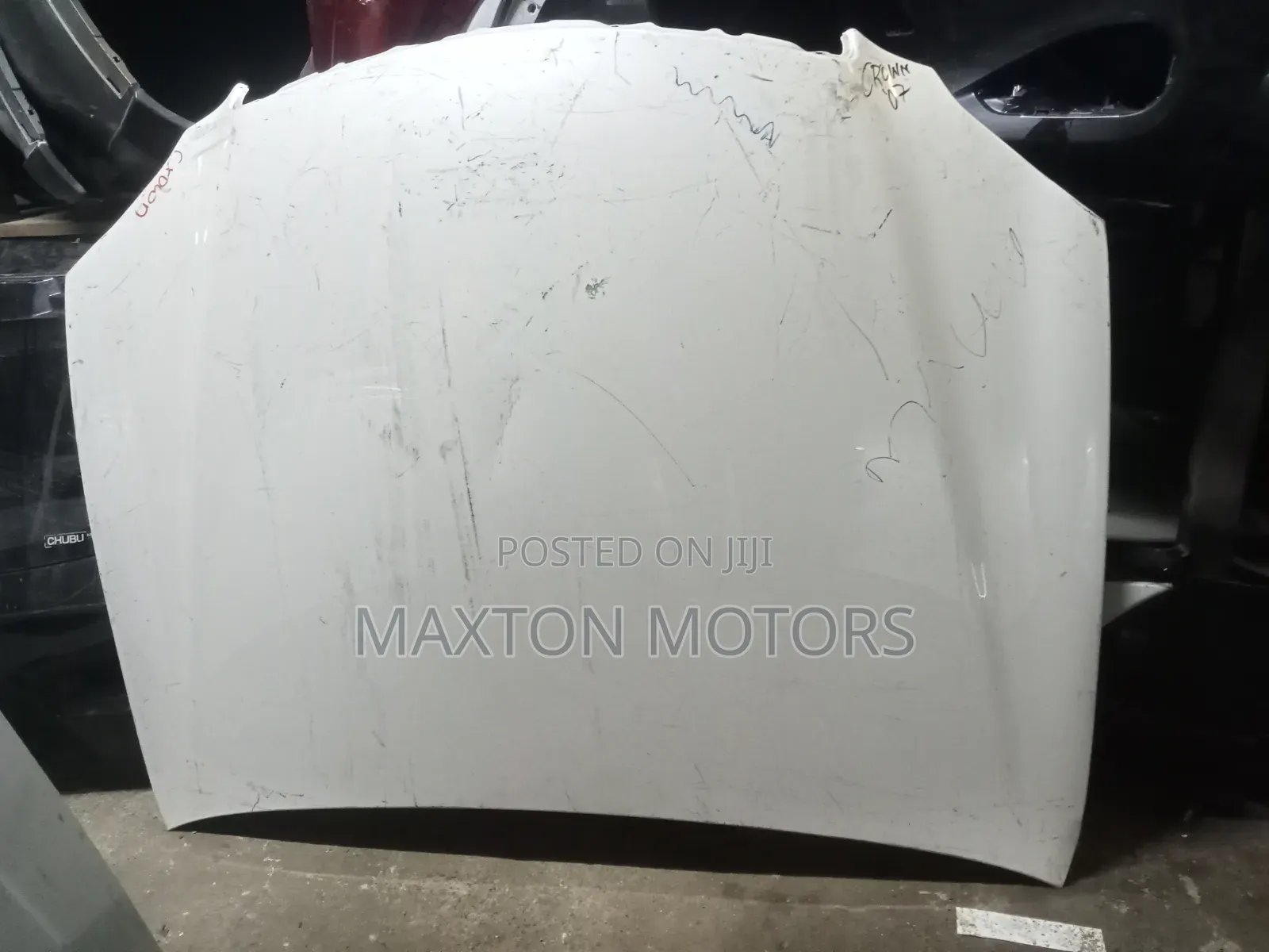 Crown Athlete 2006-2008 Bonnet Without Grille