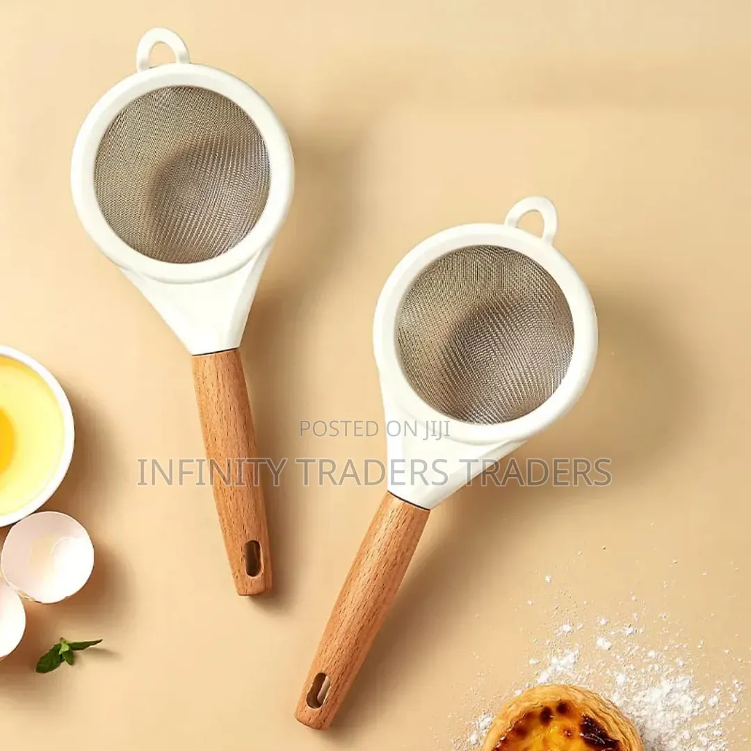 Wooden Handle Stainless Steel Fine Mesh Sieve/Strainer
