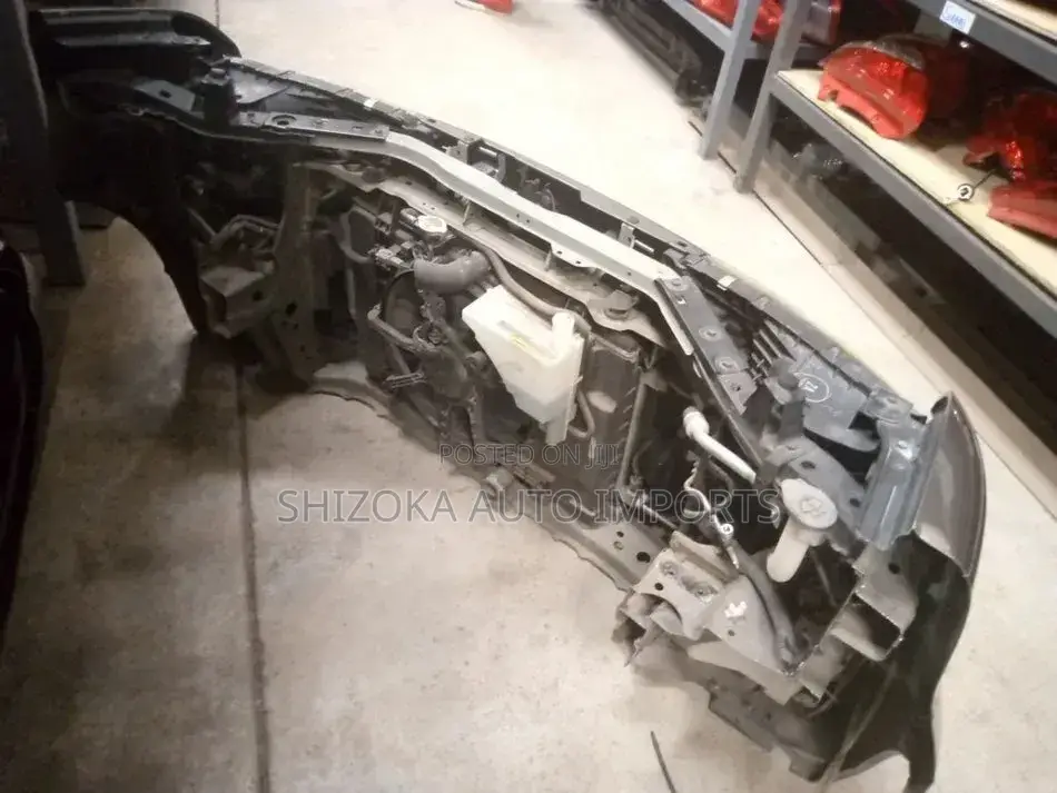 Nissan Cube Z12 Nosecut 2008–2019 Original Ex-Japan