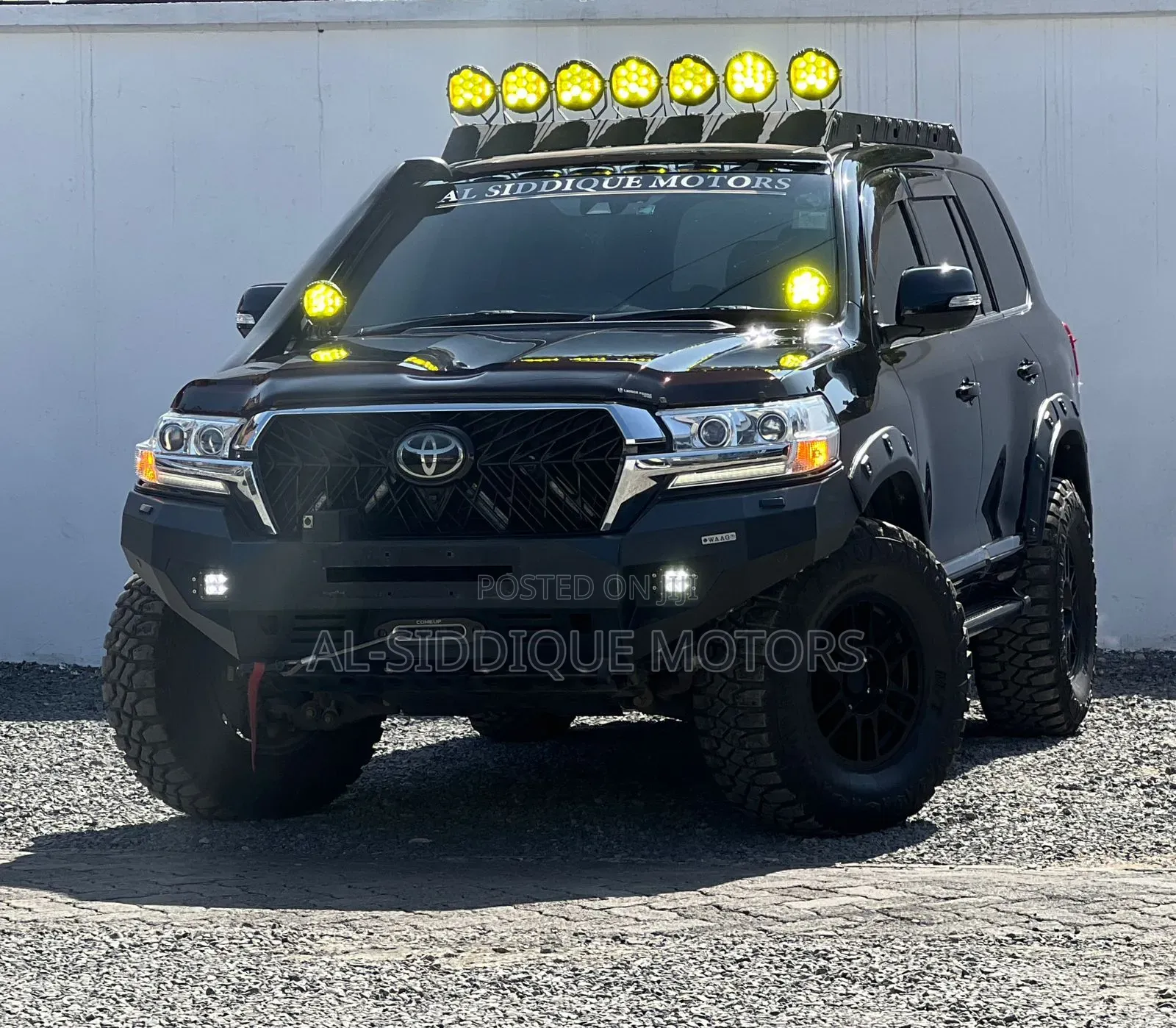 Toyota Land Cruiser 4.6 V8 ZX 2018 Black