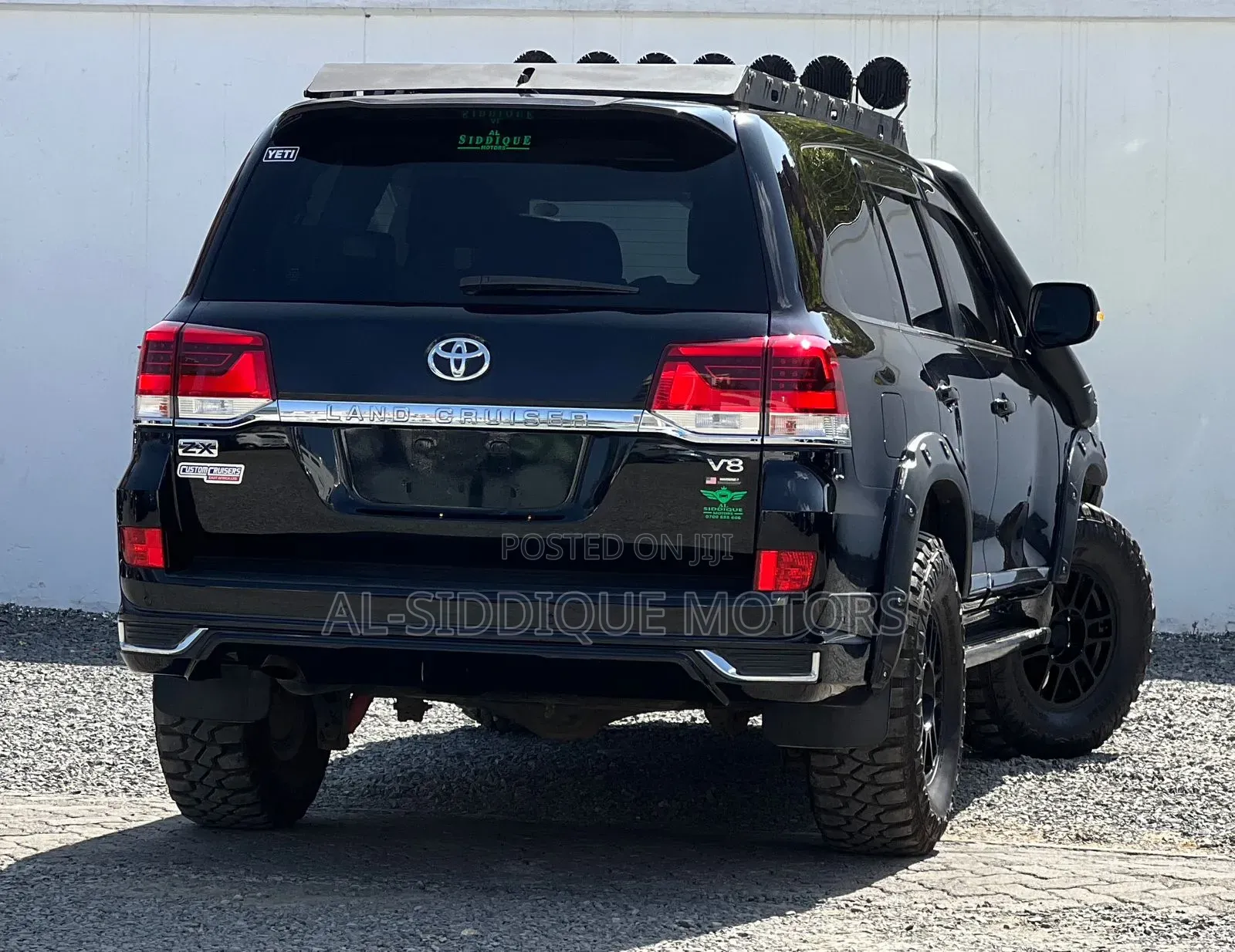 Toyota Land Cruiser 4.6 V8 ZX 2018 Black